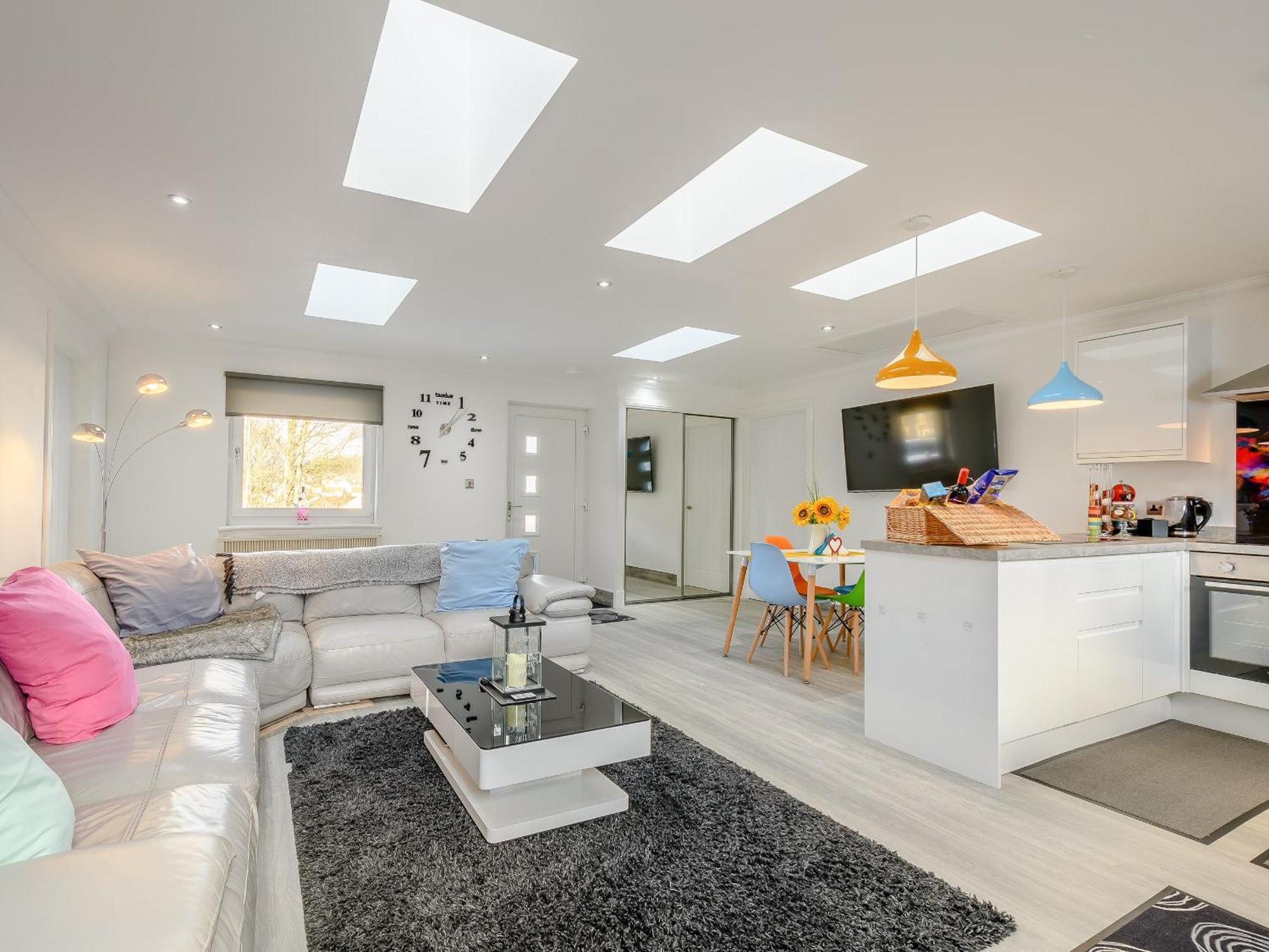 Craigpark Lodge Caldercruix エクステリア 写真